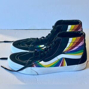 New No Tags Vans Sk8 Hi Rainbow high tops.     Size 11 1/2.Tag on bottom of shoe